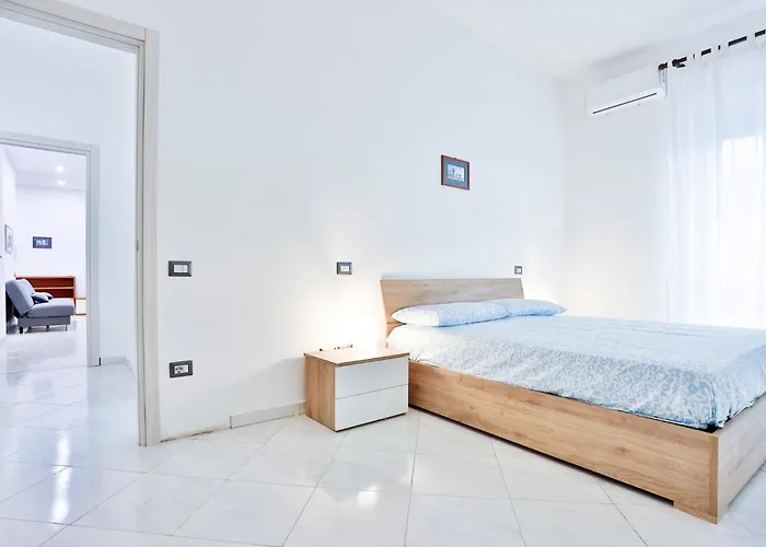 Guesthost - Casa Massimo