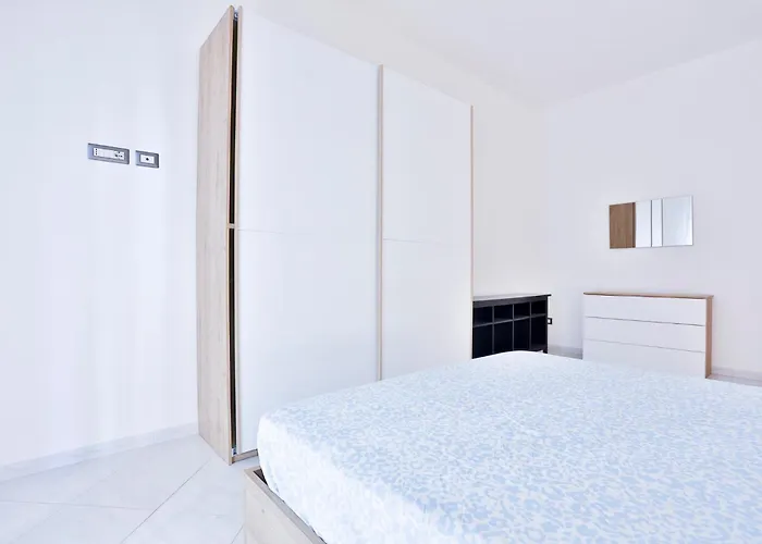 Guesthost - Casa Massimo *